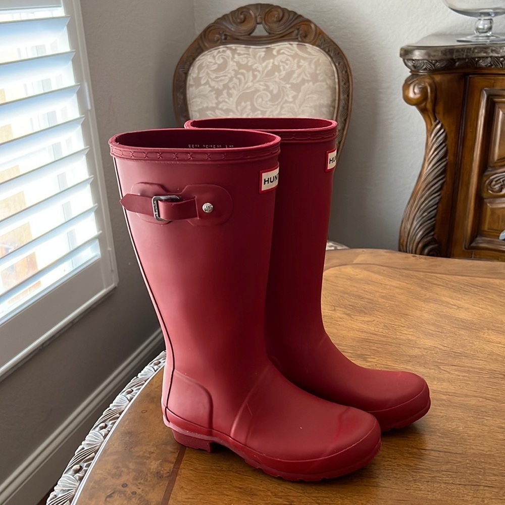 Girls Hunter boots size 2